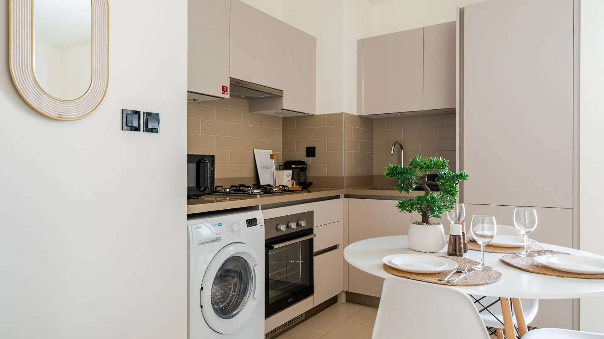 Apartment Panoramic 1Br I Luxury Stay Dubai