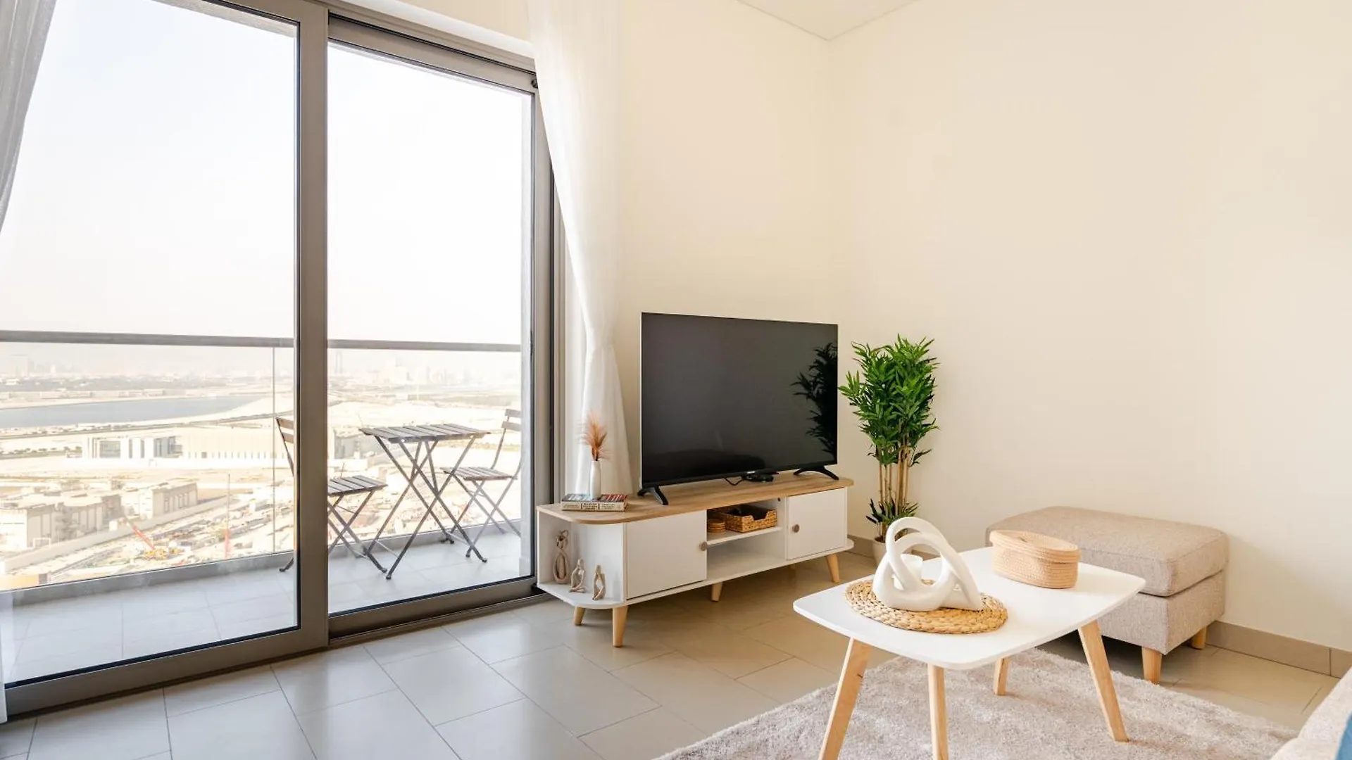 Apartment Panoramic 1Br I Luxury Stay Dubai